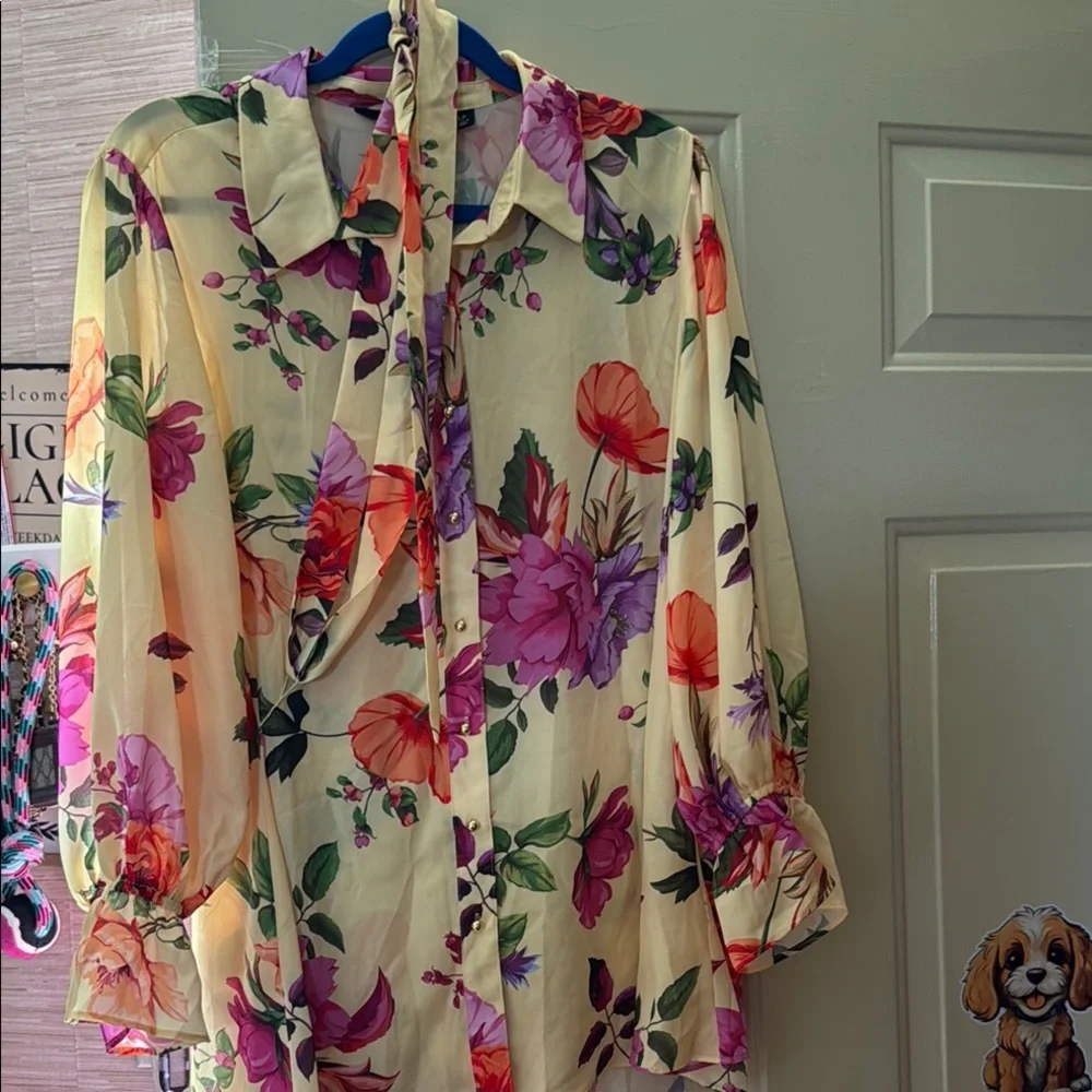 IMAN Floral Women's Top - Yellow with Multicolor Design NWOT - Picture 4 of 8